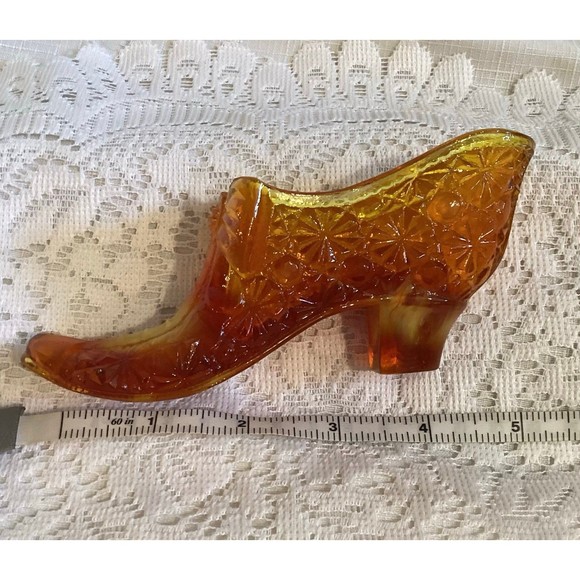 Boyd Daisy & Button Pattern Orange Slag Glass Slipper Shoe Glass Figure Glows - Picture 2 of 11